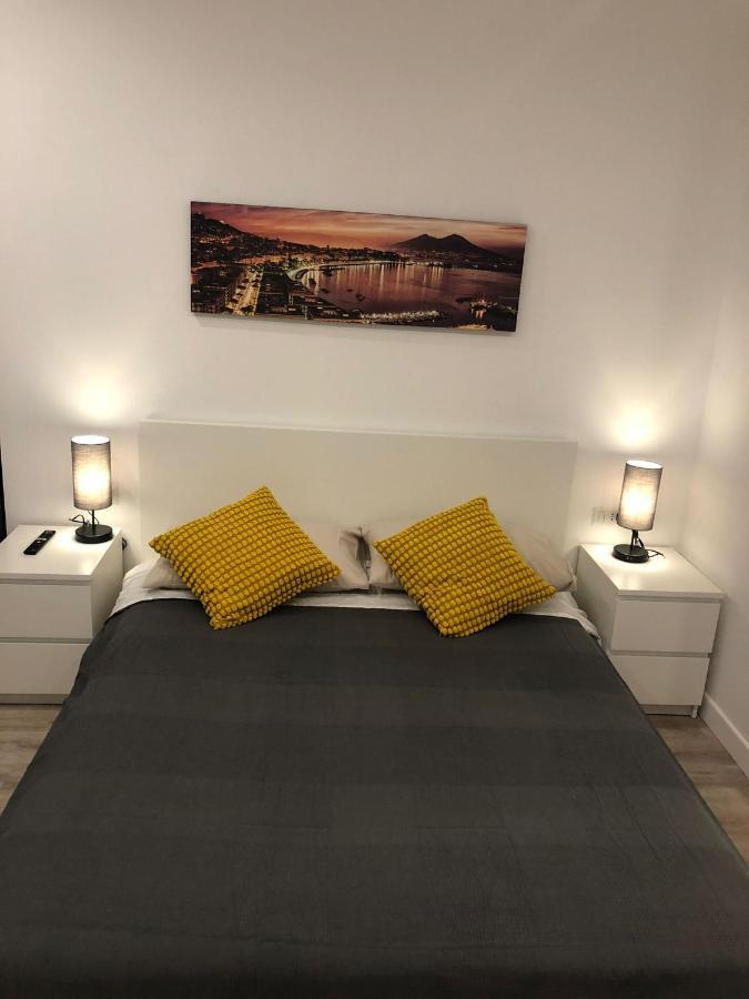 A Due Passi Dal Centro Di * Napoli